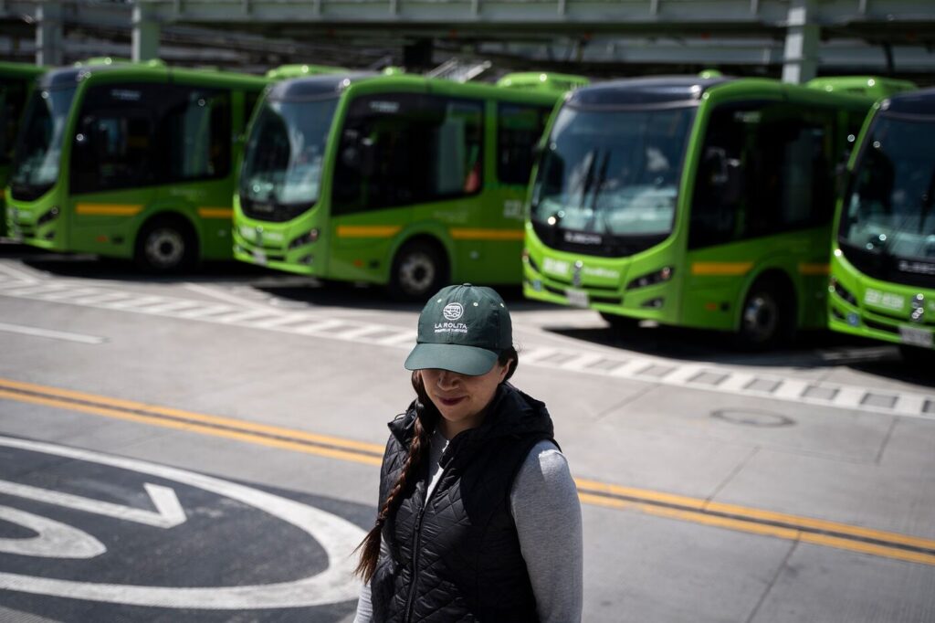 Bloomberg buses Bogota