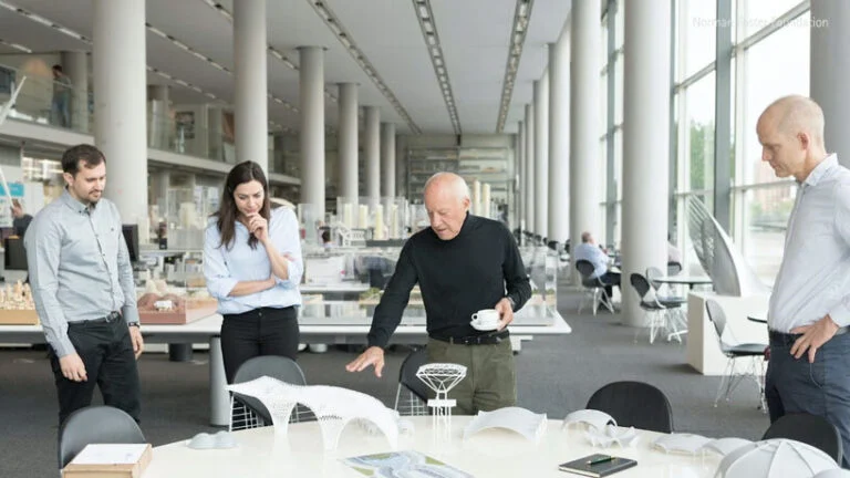 norman-foster-foundation-on-cities-masterclass-designboom-02-768x432